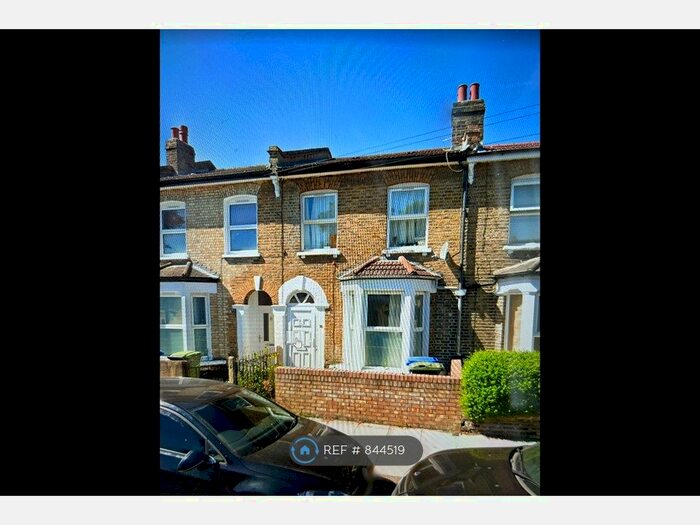 4 Bedroom Terraced House To Rent In Stanbury Road, London, SE15
