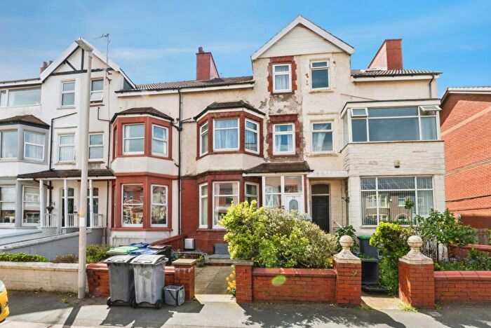 10 Bedroom Terraced House For Sale In Chatsworth Avenue, Blackpool, Lancashire, FY2