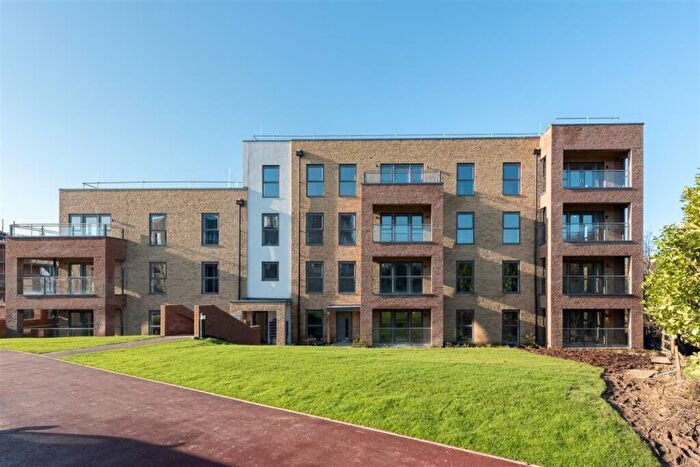 1 Bedroom Flat To Rent In Bedroom Property In Atlas Way, Milton Keynes, MK10