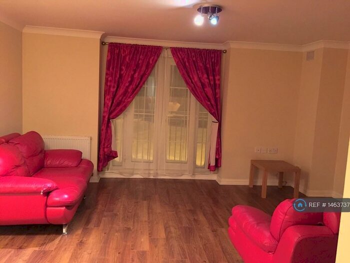 1 Bedroom Flat To Rent In Prestonfield Gardens, Linlithgow, EH49