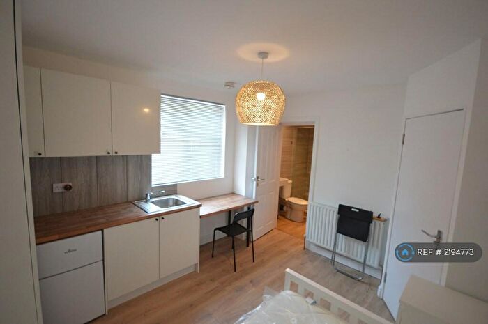 Studio To Rent In Alton Road, Bournemouth, BH10