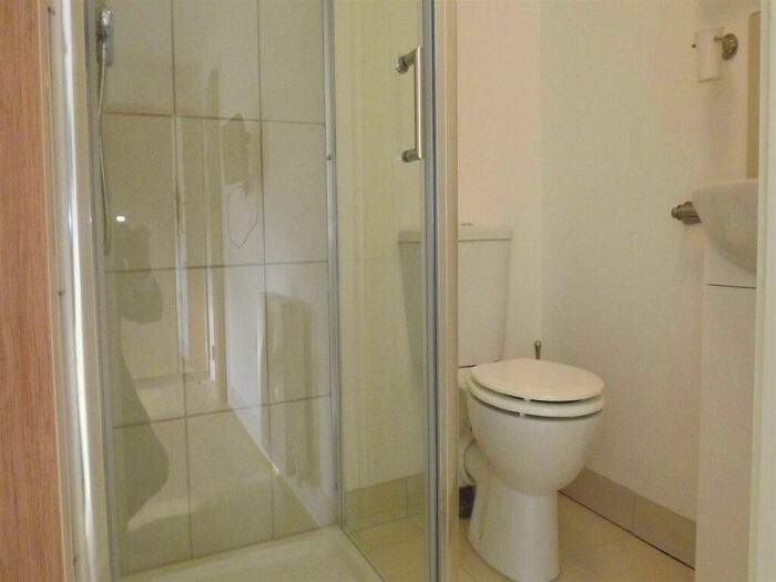 Studio To Rent In Brookhill Road, Woolwich, SE18