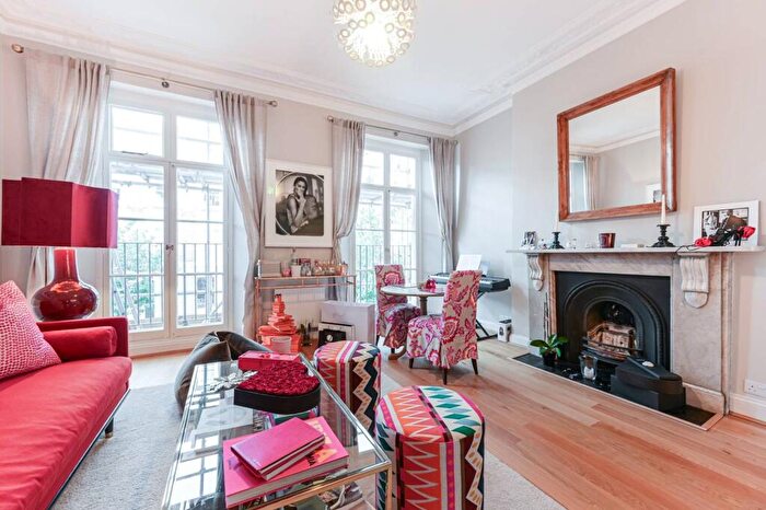 1 Bedroom Flat For Sale In Redcliffe Road, Chelsea, London, SW10