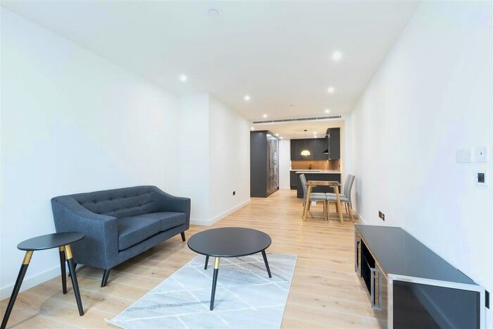 2 Bedroom Flat To Rent In Emery Way, London Dock, London, E1W