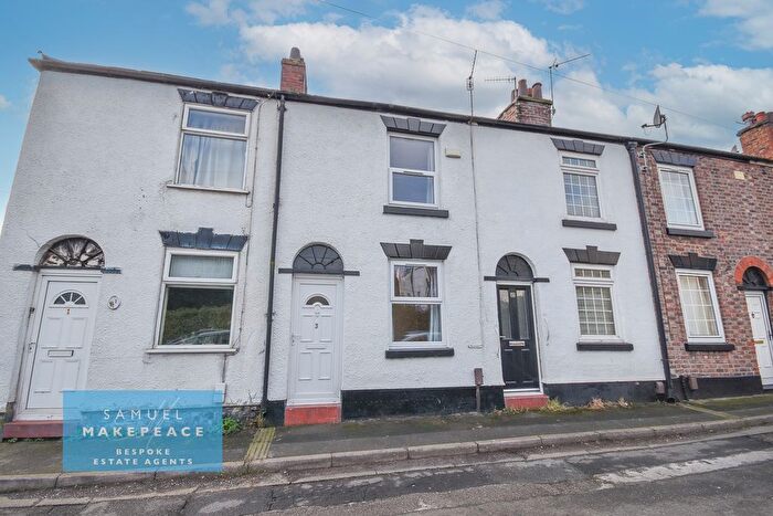 2 Bedroom Terraced House To Rent In Brough Street West, Macclesfield, Cheshire, SK11