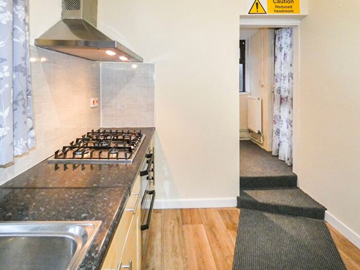 1 Bedroom Flat To Rent In Dyffryn Road, Taibach, SA13