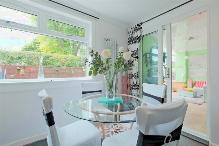5 Bedroom Detached House For Sale In Hawthorn Gardens, Larkhall, ML9