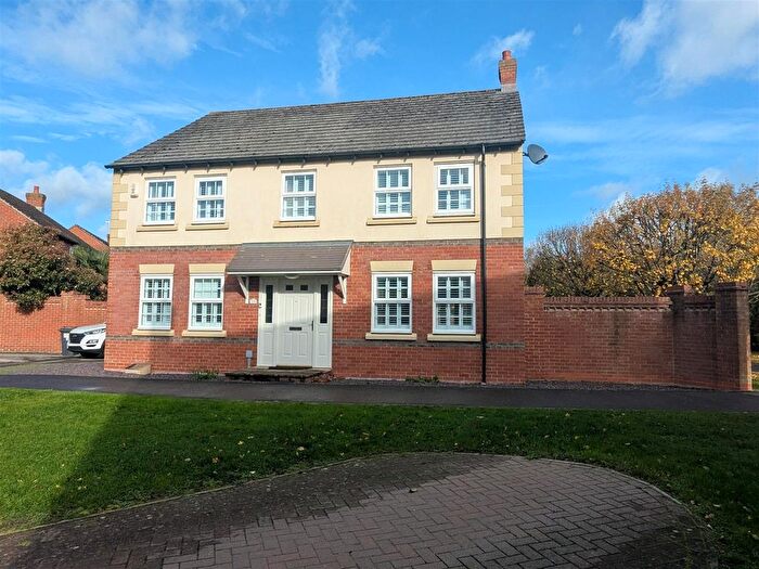 4 Bedroom Detached House For Sale In Deadmans Lane, Newbury, RG19