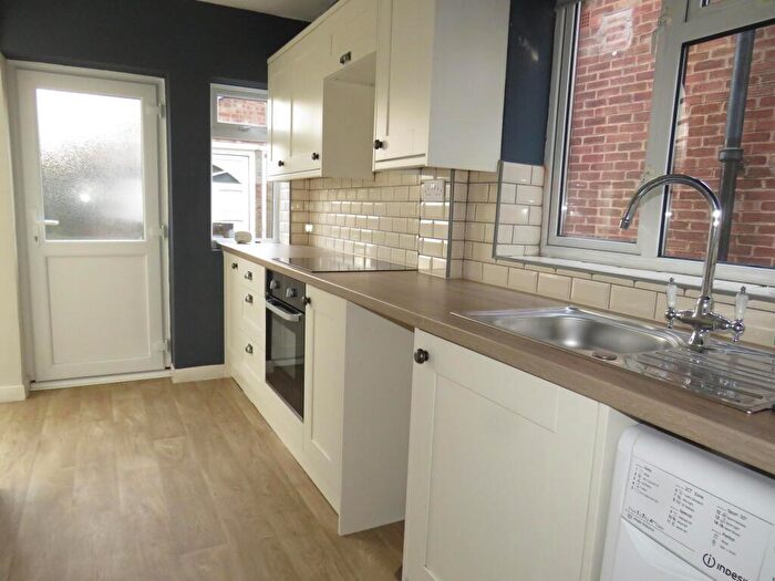 3 Bedroom House To Rent In Oaks Road, Kenilworth, CV8