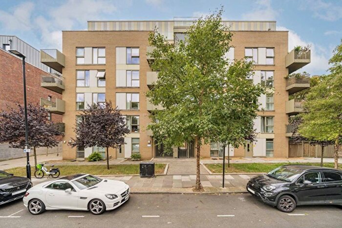 2 Bedroom Flat To Rent In Dalmeny Avenue, London, N7