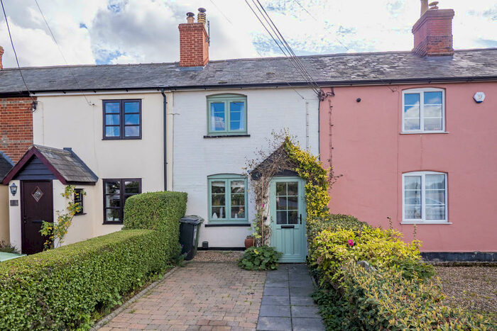 2 Bedroom Cottage For Sale In Pentlow, Sudbury, Suffolk, CO10
