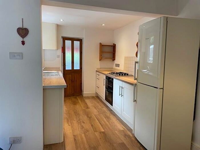 2 Bedroom Semi-Detached House To Rent In Bullers Road, Farnham, GU9