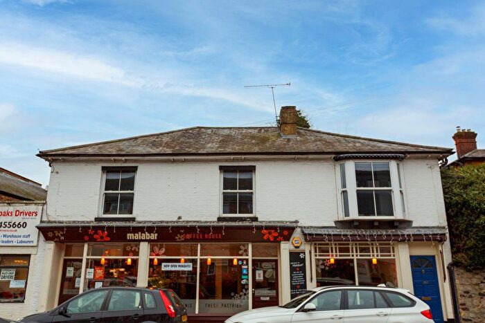 3 Bedroom Flat To Rent In London Road, Riverhead, TN13