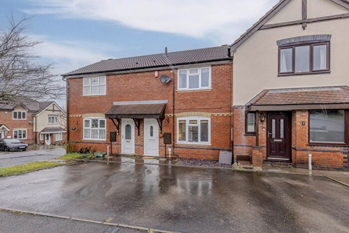 3 Bedroom Town House For Sale In Penmark Grove, Stoke On Trent, ST3