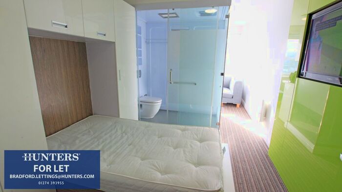 1 Bedroom Flat To Rent In Sunbridge Halls, 178 Sunbridge Road, Bradford, West Yorkshire BD1