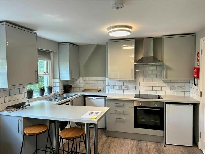 5 Bedroom Flat To Rent In St. John Street, London, EC1V