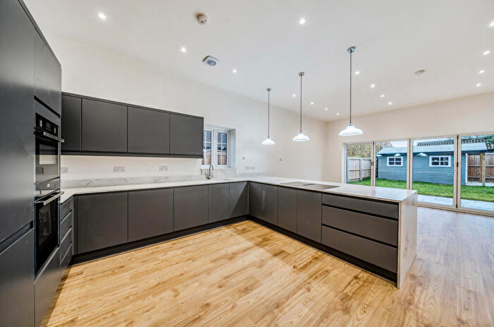 3 Bedroom Bungalow For Sale In Askins Road, East Bergholt, Colchester, CO7