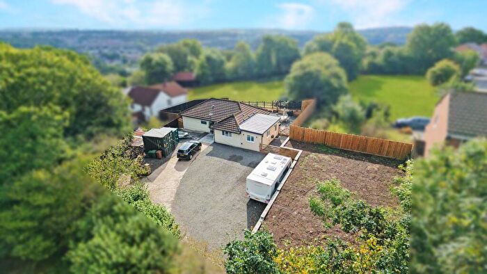 3 Bedroom Detached House For Sale In Hengoed Road, Penpedairheol, CF82