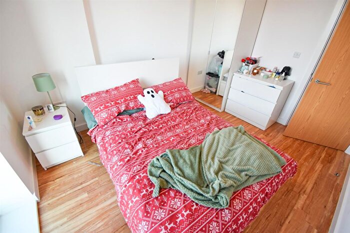 1 Bedroom Flat To Rent In Michigan Point, Michigan Avenue, Salford, M50