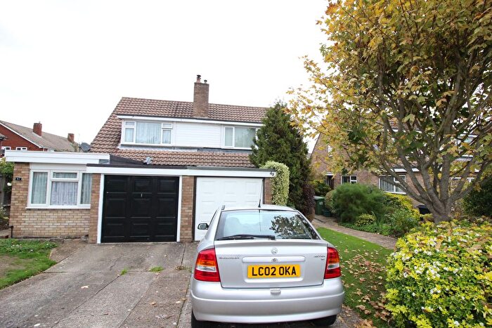 3 Bedroom Semi-Detached House For Sale In Larkspur Way, West Ewell, KT19