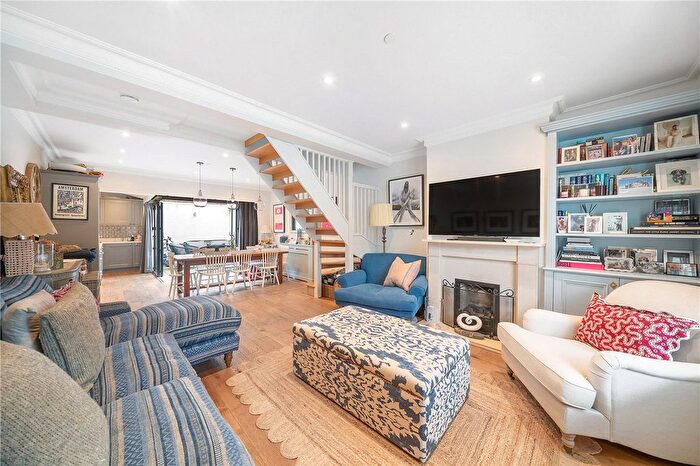 3 Bedroom Terraced House For Sale In Orbain Road, London, SW6
