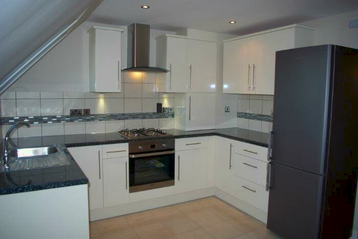 2 Bedroom Flat To Rent In Alpine Grove, Hackney, London, E9