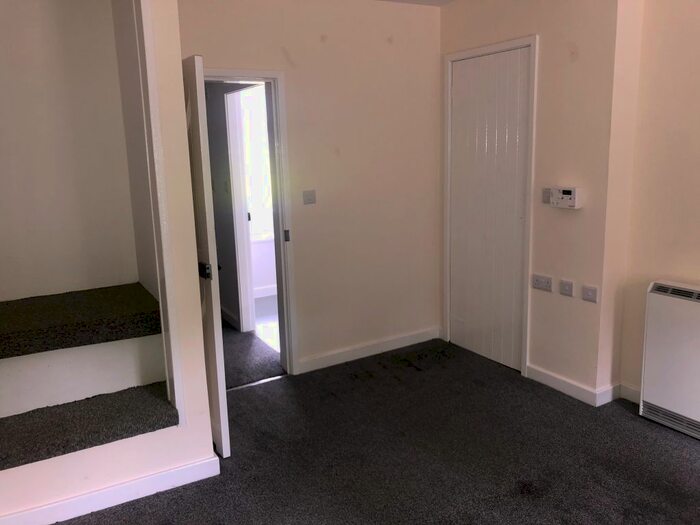 1 Bedroom Terraced House To Rent In Pontblyddyn, Flintshire, CH7