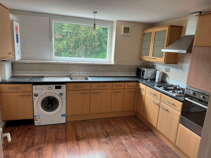 4 Bedroom Terraced House To Rent In Lampton Road, Hounslow, TW3