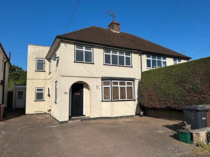4 Bedroom Semi-Detached House To Rent In Roestock Gardens, Colney Heath, St. Albans, AL4