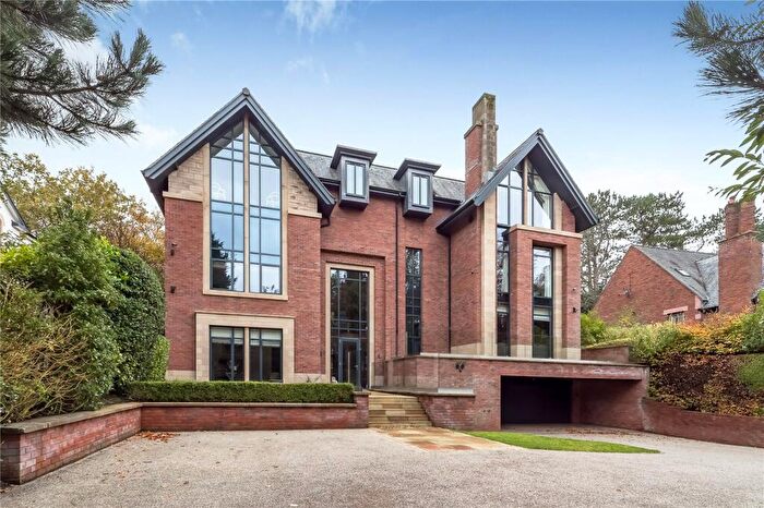 5 Bedroom Detached House For Sale In Macclesfield Road, Alderley Edge, Cheshire, SK9