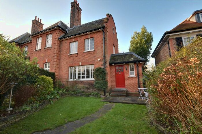 2 Bedroom Semi-Detached House To Rent In Kidbrooke Grove, Blackheath, London, SE3