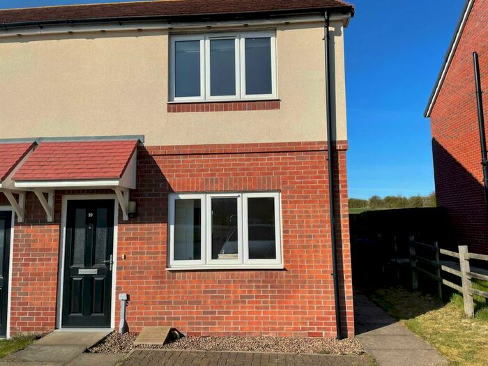 2 Bedroom Semi-Detached House To Rent In Kingfisher Close, Cherry Willingham, LN3