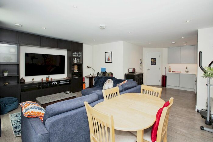 2 Bedroom Flat To Rent In Rookery Court, Ruckholt Road, Leyton, E10