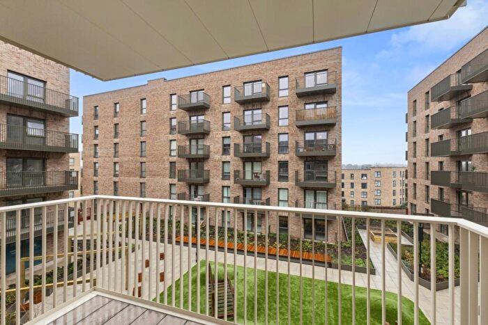 1 Bedroom Apartment To Rent In Calotype Lane Harrow, HA1