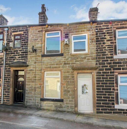 2 Bedroom Cottage To Rent In Hannah Street, Bacup, OL13