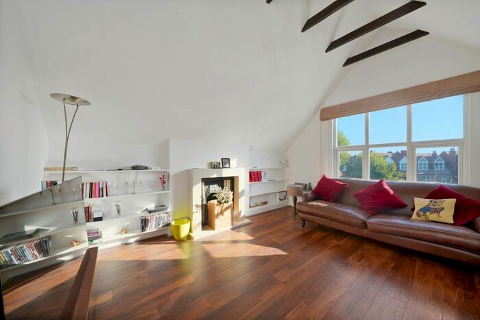 2 Bedroom Flat To Rent In Staverton Road, London, NW2