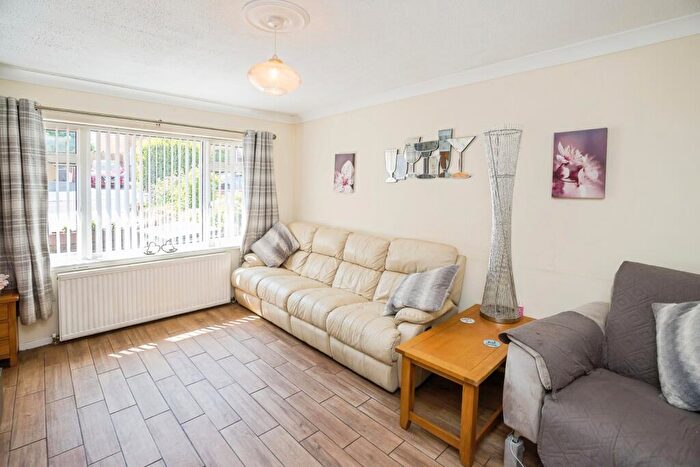 3 Bedroom Bungalow For Sale In Hall View, Caego, Wrexham, LL11