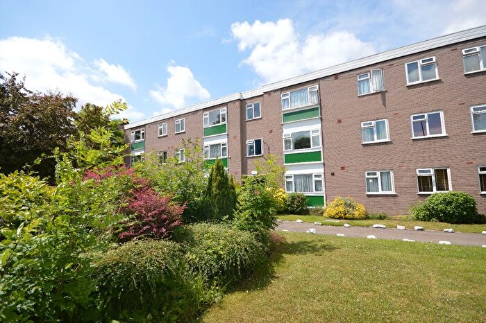 1 Bedroom Flat To Rent In Elm Court, London, London, SE6