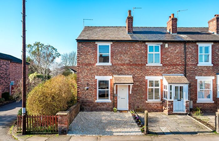 3 Bedroom Terraced House For Sale In Oak Lane, Wilmslow, Cheshire, SK9