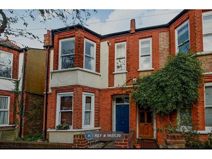 1 Bedroom Flat To Rent In Thurlby Road, London, SE27