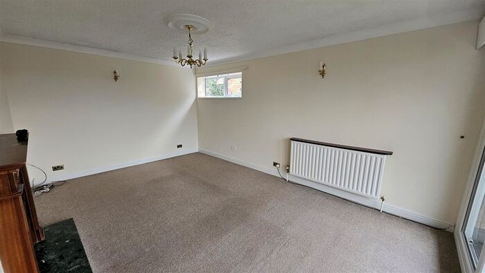4 Bedroom Detached House To Rent In Bath Road, Worcester, WR5