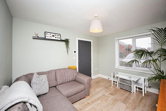 2 Bedroom Semi-Detached House For Sale In Poplar Drive, Meon Vale, Stratford-Upon-Avon, CV37