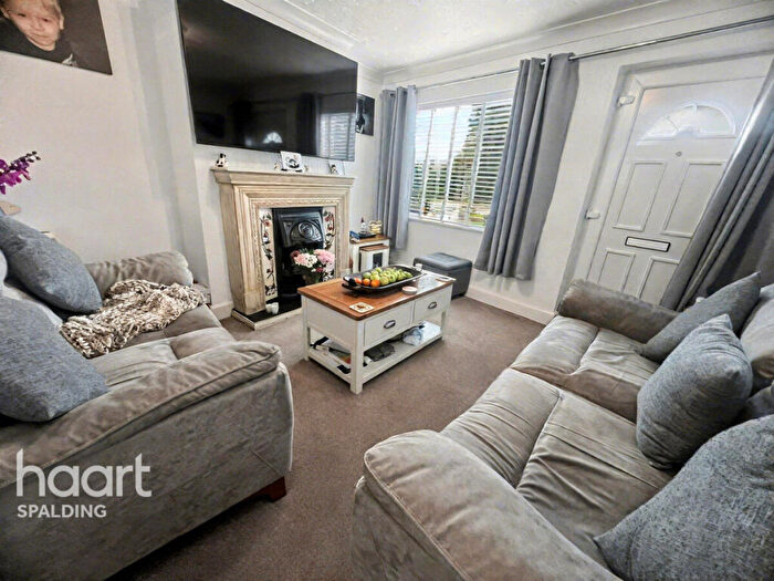 2 Bedroom Semi-Detached House For Sale In River Lane, Moulton, PE12