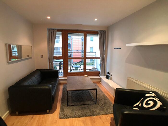 1 Bedroom Flat To Rent In Bowman Lane, Hunslet, Leeds, LS10