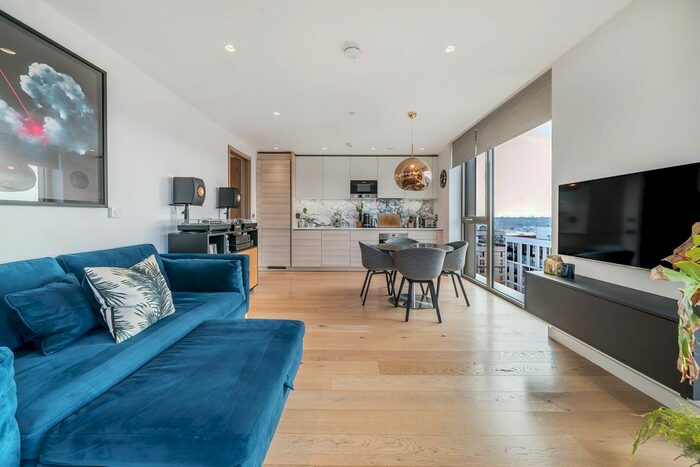 1 Bedroom Flat To Rent In The Lighterman, Pilot Walk, Lower Riverside, Greenwich Peninsula, SE10