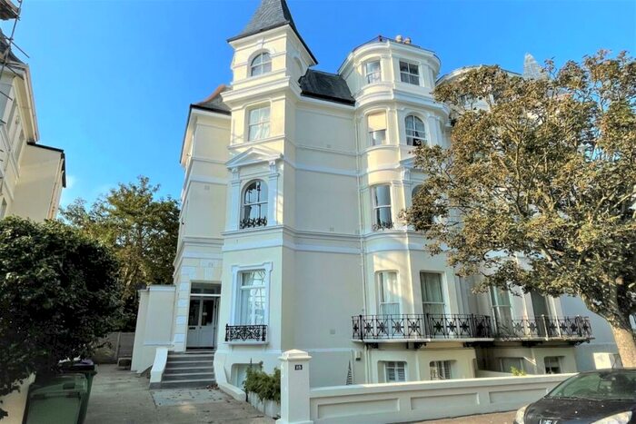 1 Bedroom Flat To Rent In Clifton Crescent, Folkestone, CT20