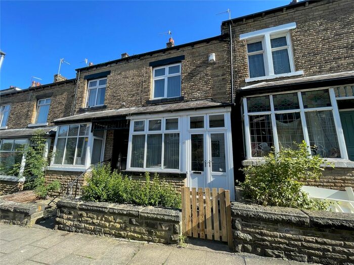 3 Bedroom Terraced House To Rent In Norwood Road, Shipley, Bradford, BD18