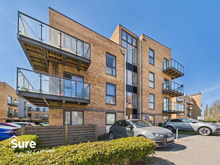 1 Bedroom Flat To Rent In Cannon House, Rose Lane, Nash Mills Wharf, Hemel Hempstead, Hertfordshire, HP3