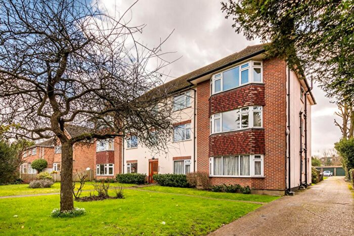 1 Bedroom Flat To Rent In Albemarle Road, Greenbury Lodge, BR3