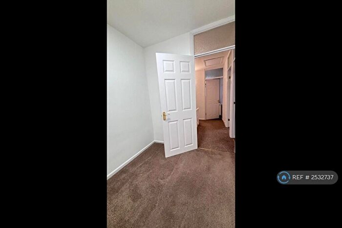 3 Bedroom End Of Terrace House To Rent In Beake Avenue, Coventry, CV6
